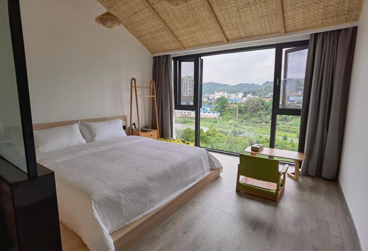Heaven'S Gate Home Stay --Free Pick Up Service--Panoramic View Of Tianmen Mountain Жангжиаже Екстериор снимка
