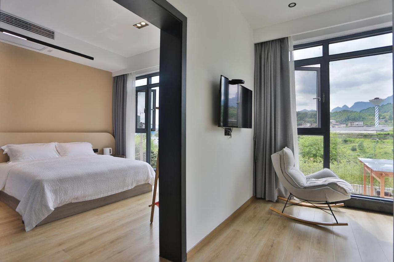 Heaven'S Gate Home Stay --Free Pick Up Service--Panoramic View Of Tianmen Mountain Жангжиаже Екстериор снимка