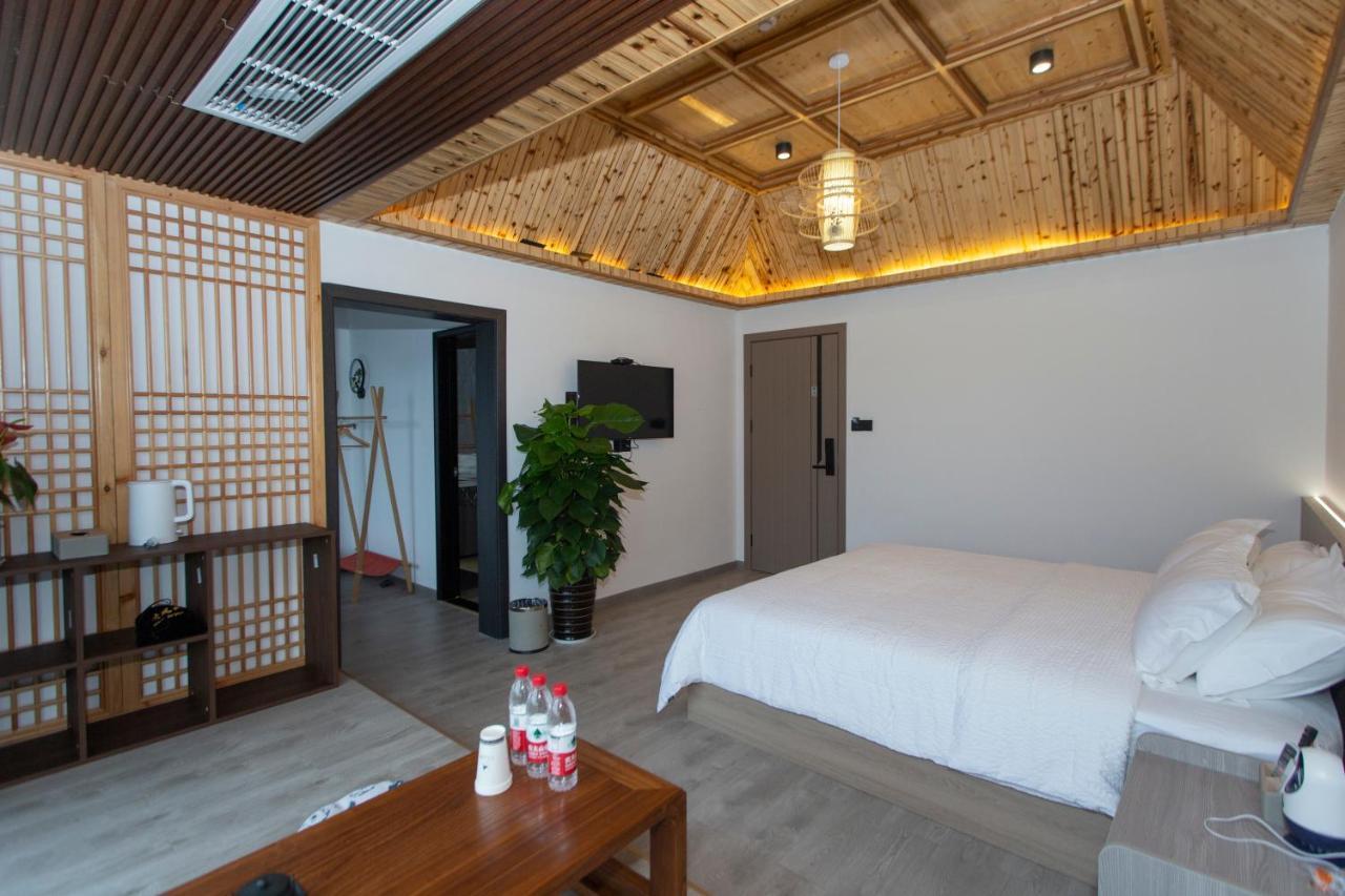 Heaven'S Gate Home Stay --Free Pick Up Service--Panoramic View Of Tianmen Mountain Жангжиаже Екстериор снимка