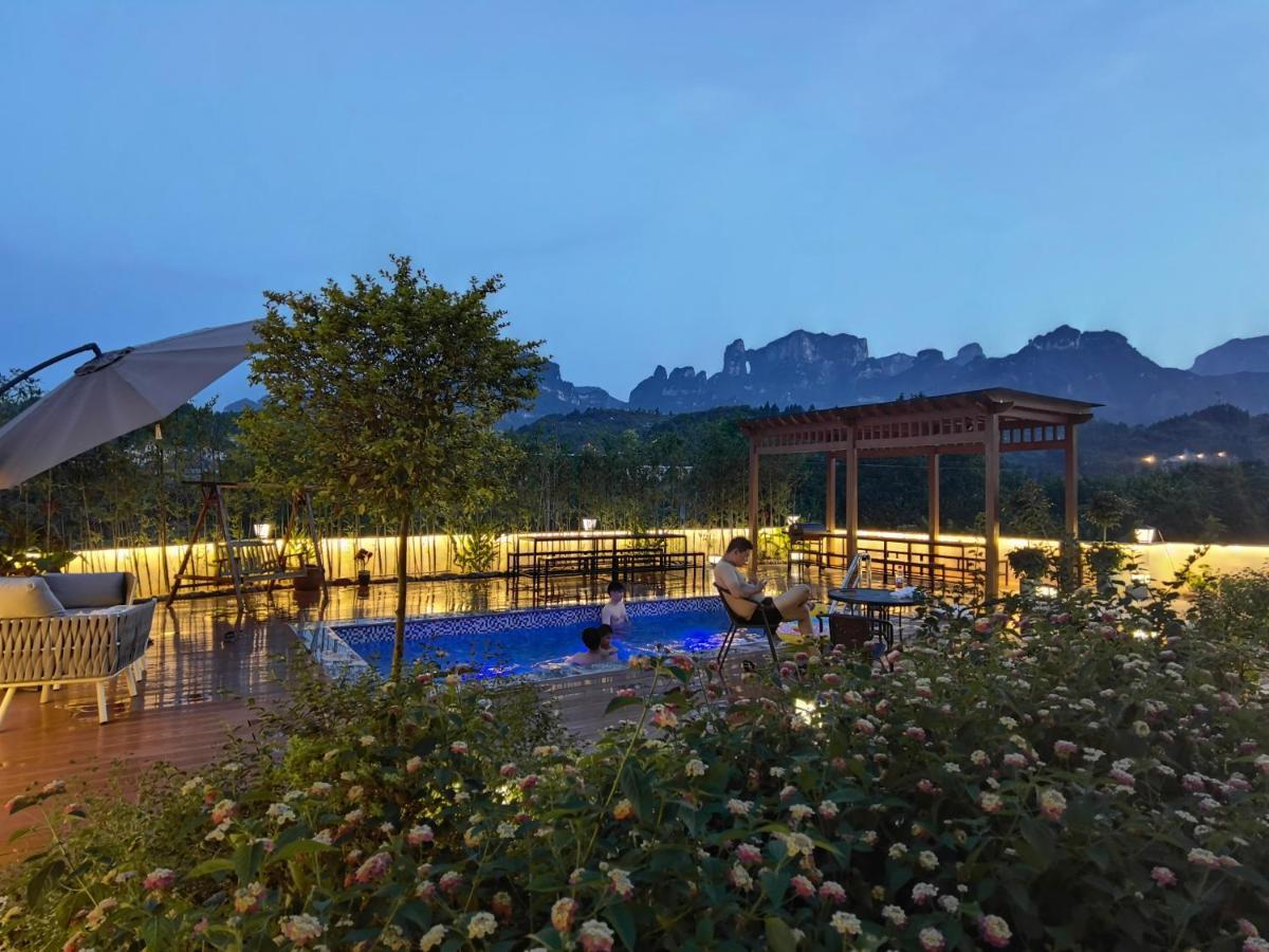 Heaven'S Gate Home Stay --Free Pick Up Service--Panoramic View Of Tianmen Mountain Жангжиаже Екстериор снимка